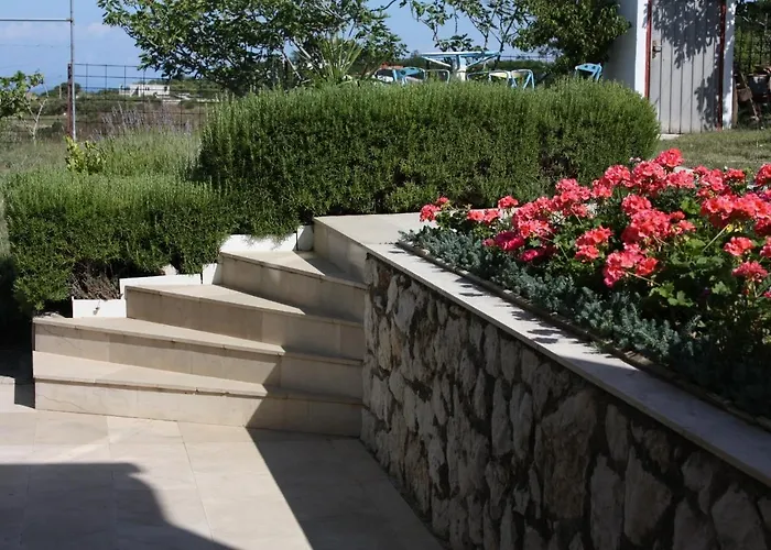 For Families With Children Lopar, Rab - 10402 Apartamento Lopar